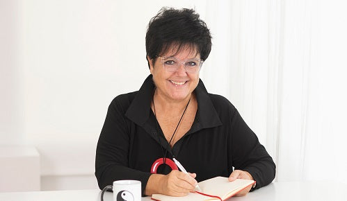 "Cada vez acuden más mujeres antes de la menopausia para encararla de manera más saludable", Margarita Legorburu, médico y acupuntora